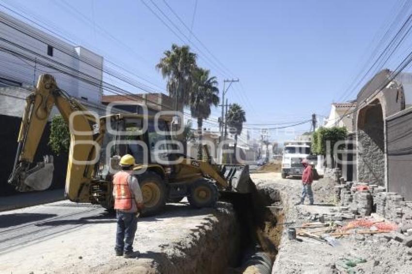 SAN ANDRÉS CHOLULA . REPARACIÓN CALLE ATZALA