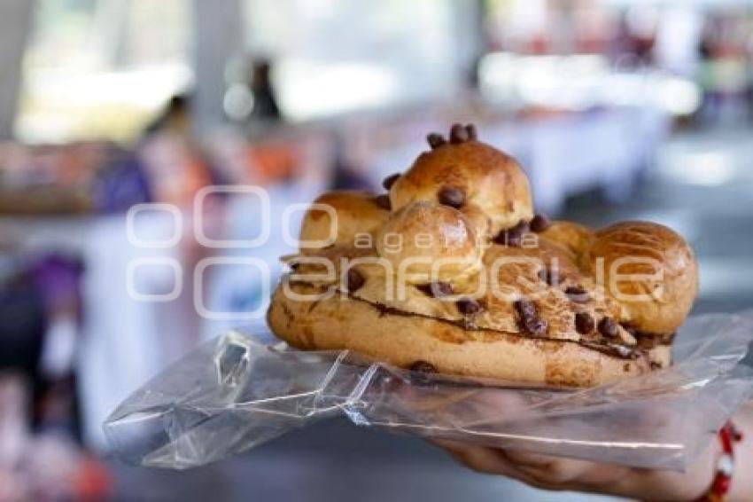 FERIA DE LA HOJALDRA