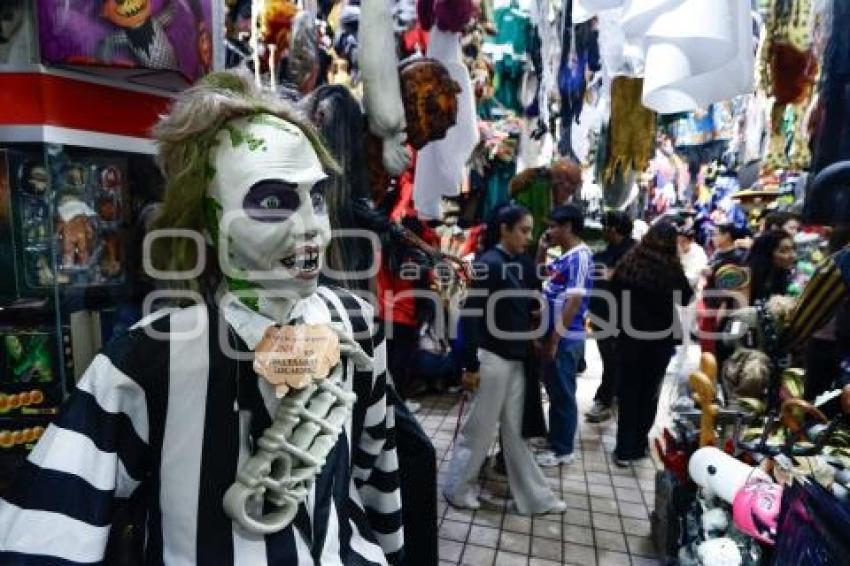 HALLOWEEN . DISFRACES