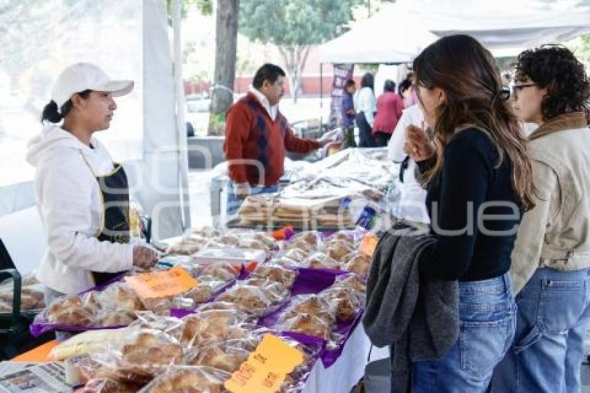 FERIA DE LA HOJALDRA