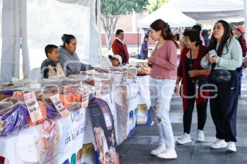 FERIA DE LA HOJALDRA