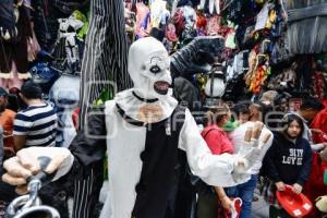 HALLOWEEN . DISFRACES