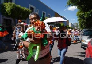 TLAXCALA .  DESFILE DE CALABACITAS