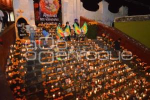 ATLIXCO . OFRENDA MASCOTAS