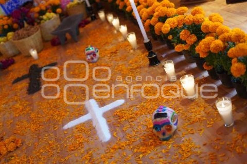 TLAXCALA . OFRENDA DESIDERIO HERNÁNDEZ