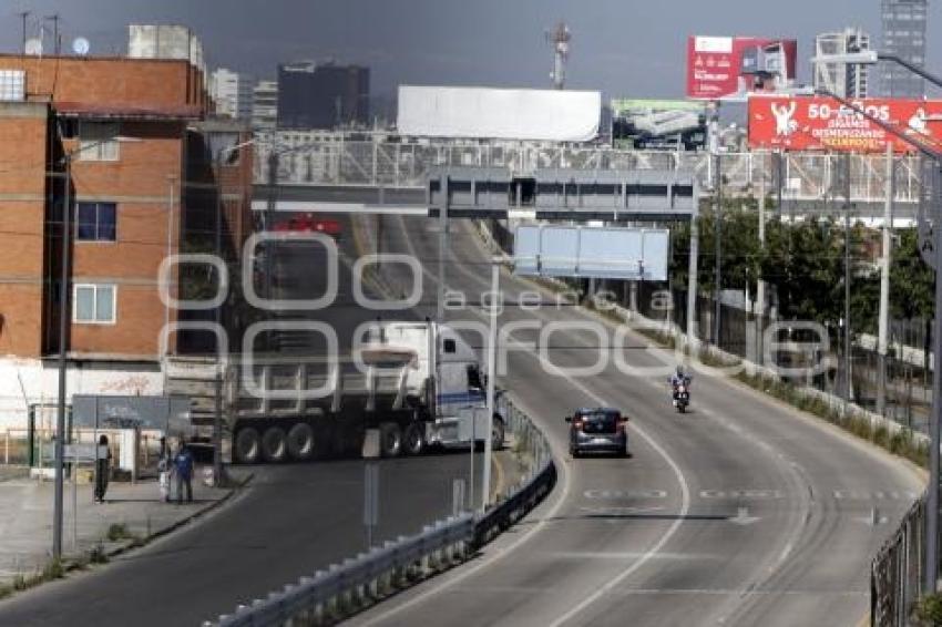 MANIFESTACIÓN TRANSPORTISTAS . PERIFÉRICO