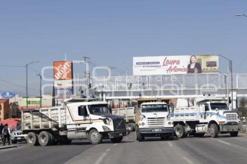 MANIFESTACIÓN TRANSPORTISTAS . PERIFÉRICO