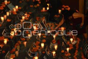 ATLIXCO . OFRENDA MASCOTAS