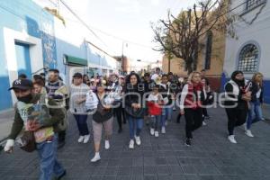 SANTA MUERTE . PROCESIÓN