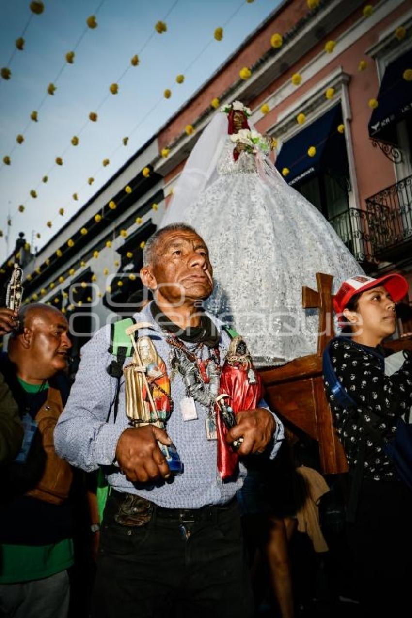 SANTA MUERTE . PROCESIÓN
