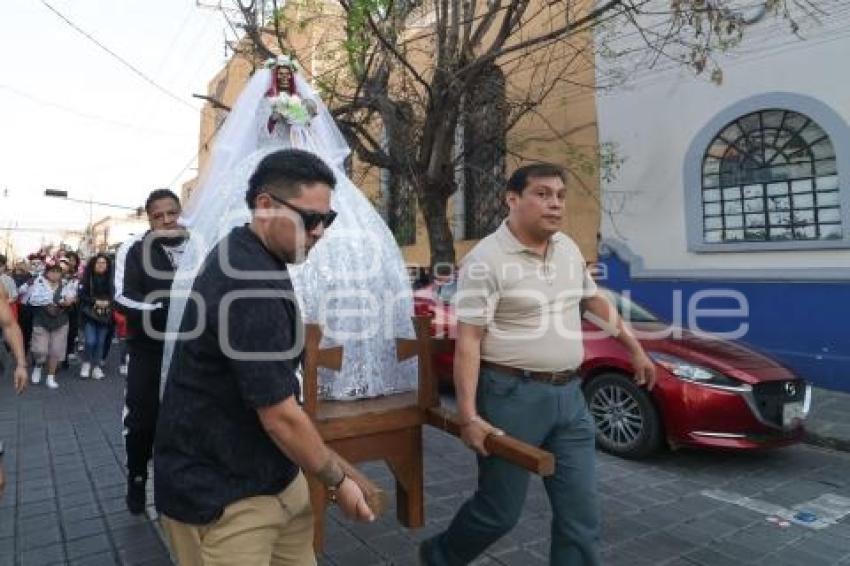 SANTA MUERTE . PROCESIÓN