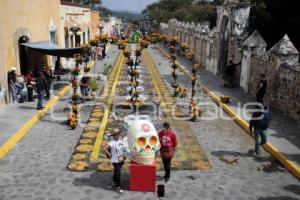 HUAQUECHULA . CALLES ADORNADAS