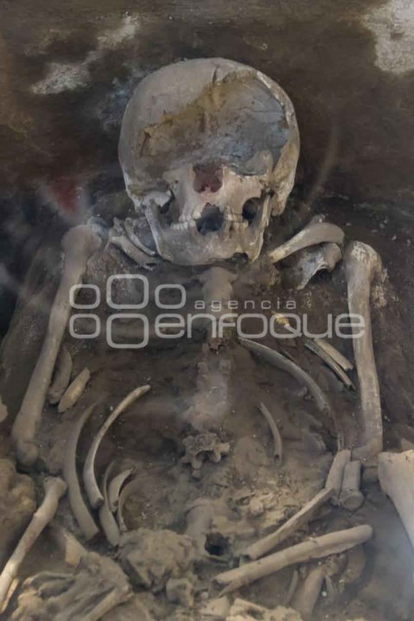 CHOLULA . ALTAR DE LOS CRANEOS