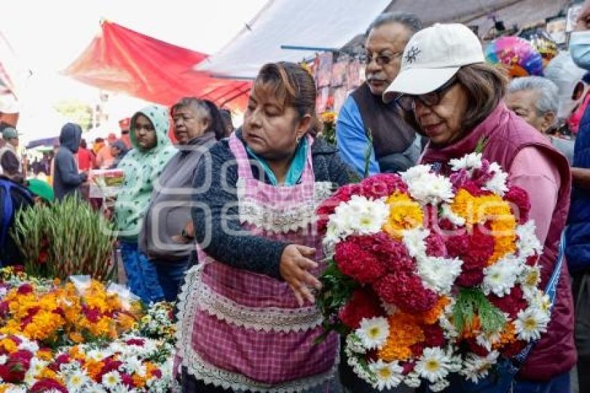 PANTEÓN . DÍA DE MUERTOS
