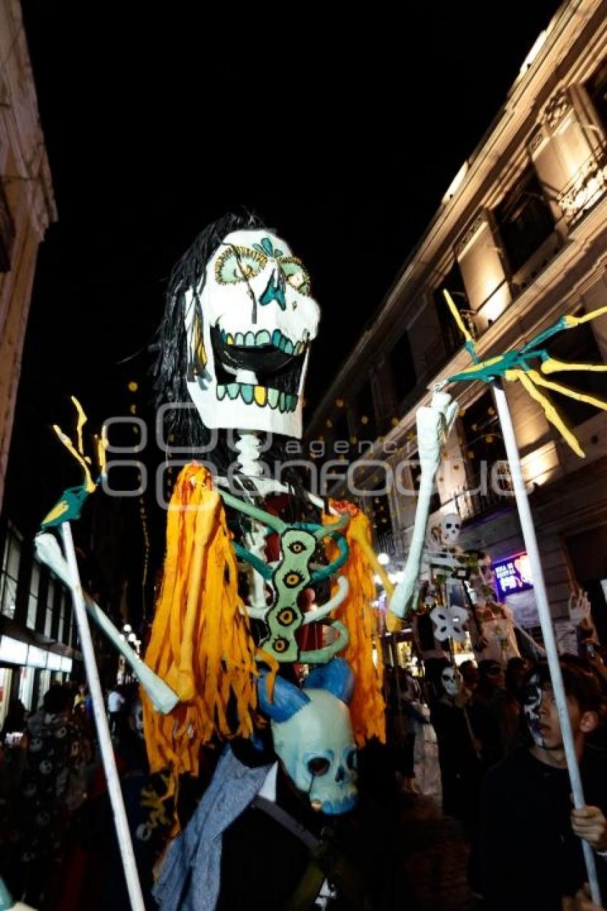 TAMALISTA . DESFILE DE CALAVERAS
