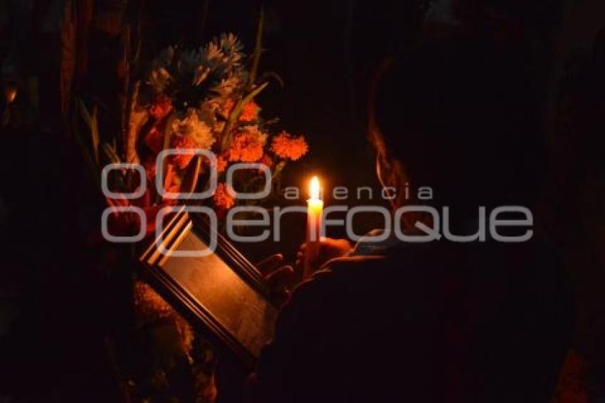 TOCHIMILCO . VELACIÓN PANTEÓN