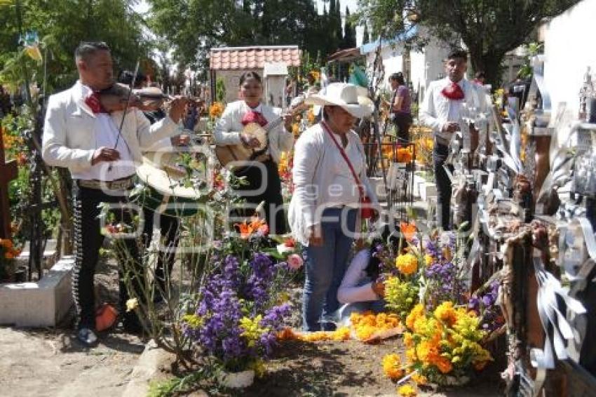 SAN ANDRÉS CHOLULA . PANTEÓN MUNICIPAL
