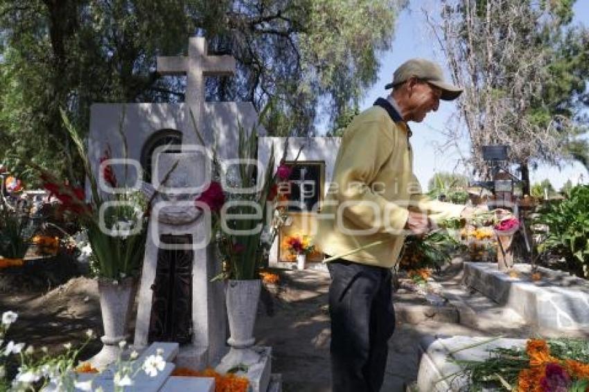 SAN ANDRÉS CHOLULA . PANTEÓN MUNICIPAL