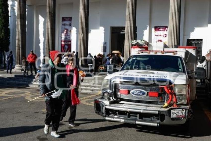 PANTEÓN . DÍA DE MUERTOS