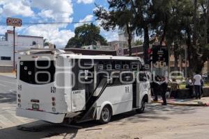 CHOQUE TRANSPORTE PÚBLICO