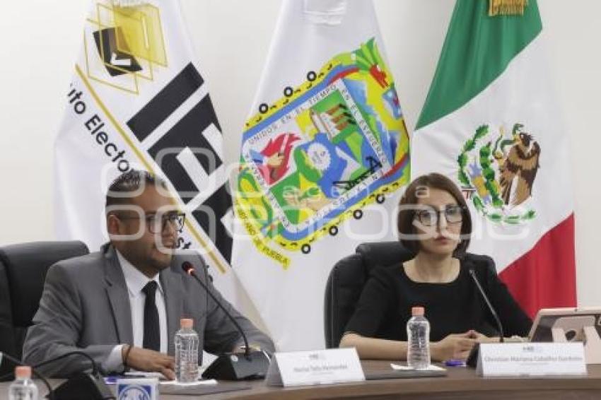 IEE . SESIÓN ESPECIAL