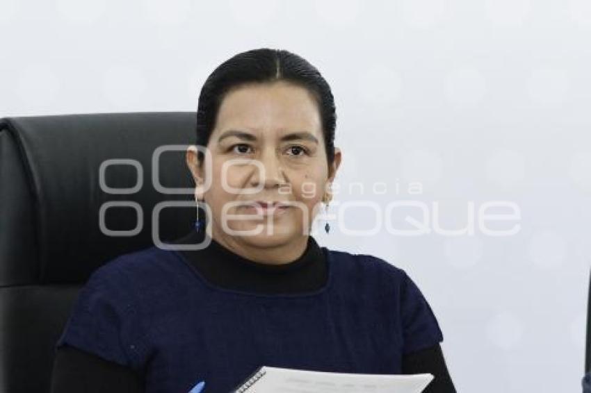 ANA LAURA ALTAMIRANO