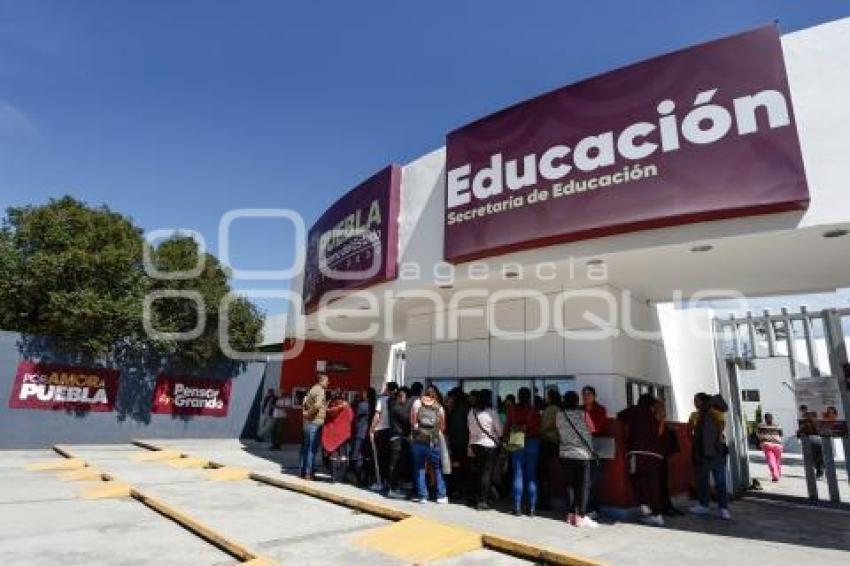 SEP . MANIFESTACIÓN FUNDACIÓN AZTECA