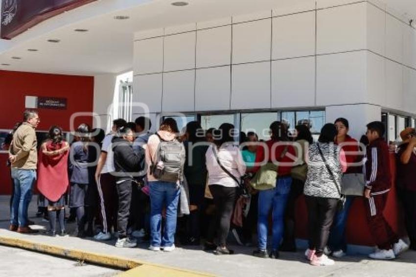 SEP . MANIFESTACIÓN FUNDACIÓN AZTECA