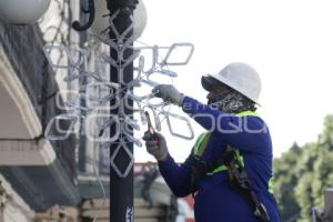 AYUNTAMIENTO . ADORNOS NAVIDEÑOS