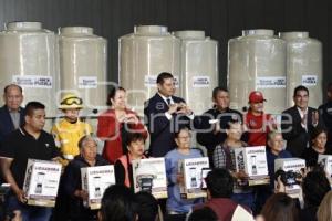 GOBIERNO ESTATAL . ENTREGA DE APOYOS POLICÍAS