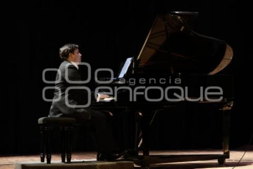 FIP . CONCIERTO TENOR