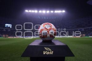 FÚTBOL . CRUZ AZUL VS PUMAS