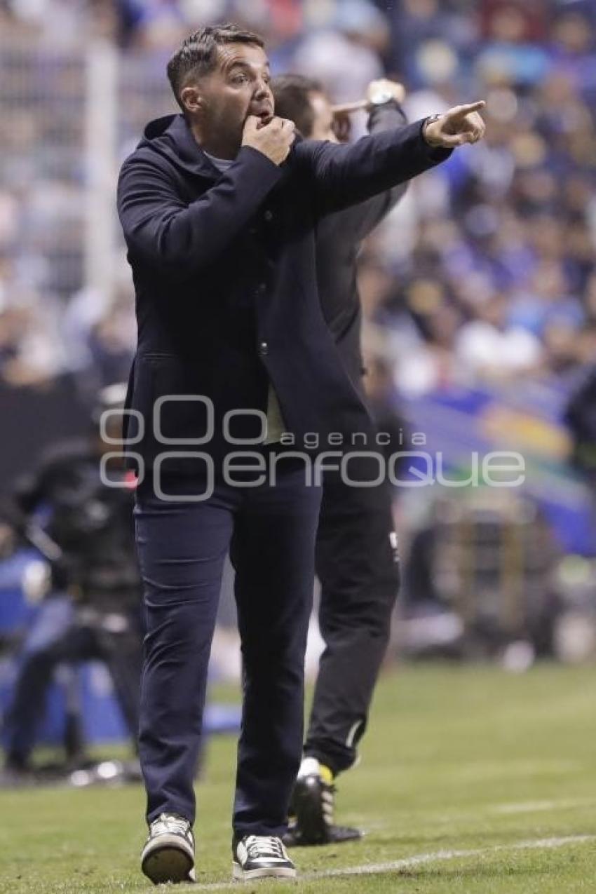 FÚTBOL . CRUZ AZUL VS PUMAS