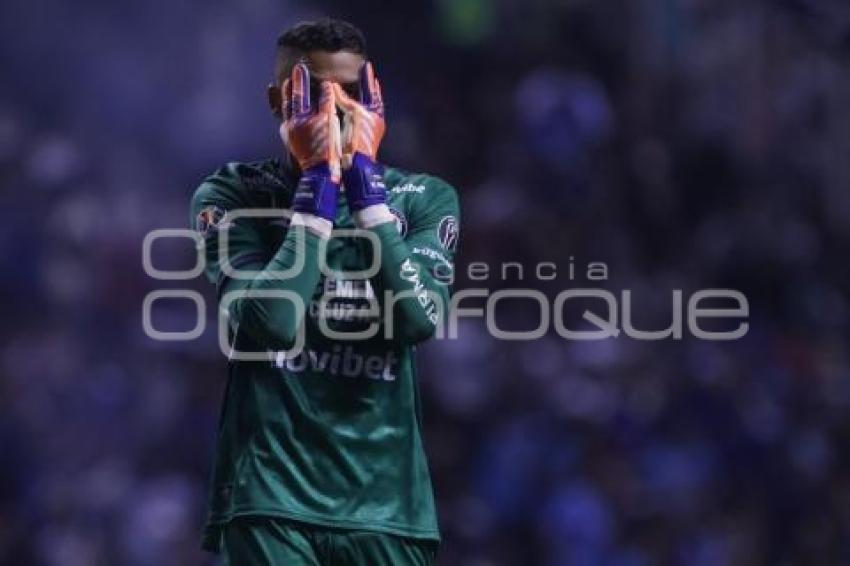 FÚTBOL . CRUZ AZUL VS PUMAS