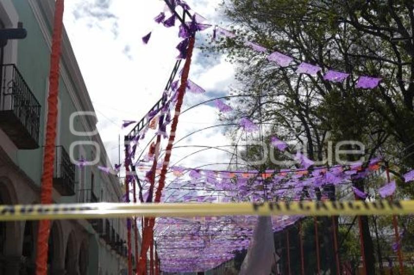 TLAXCALA . CAIDA DE ADORNOS