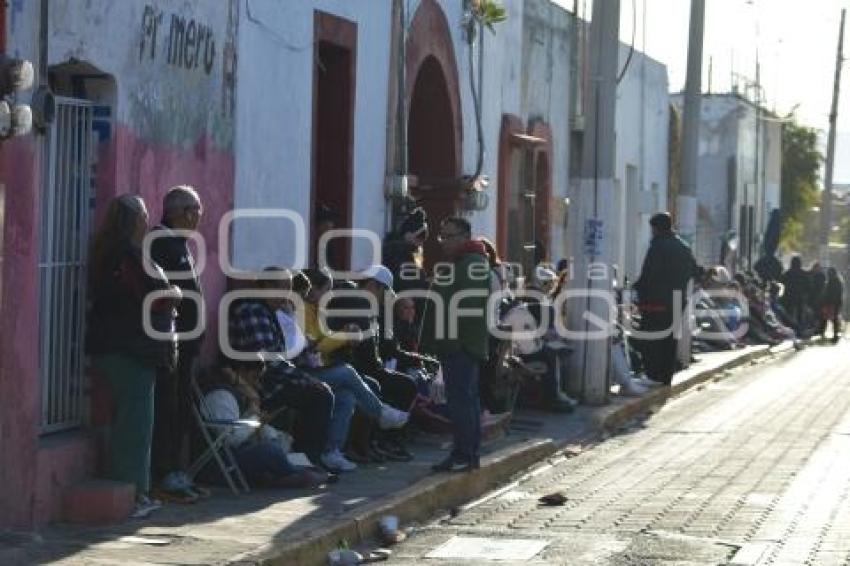 ATLIXCO . COMERCIANTES VILLA ILUMINADA