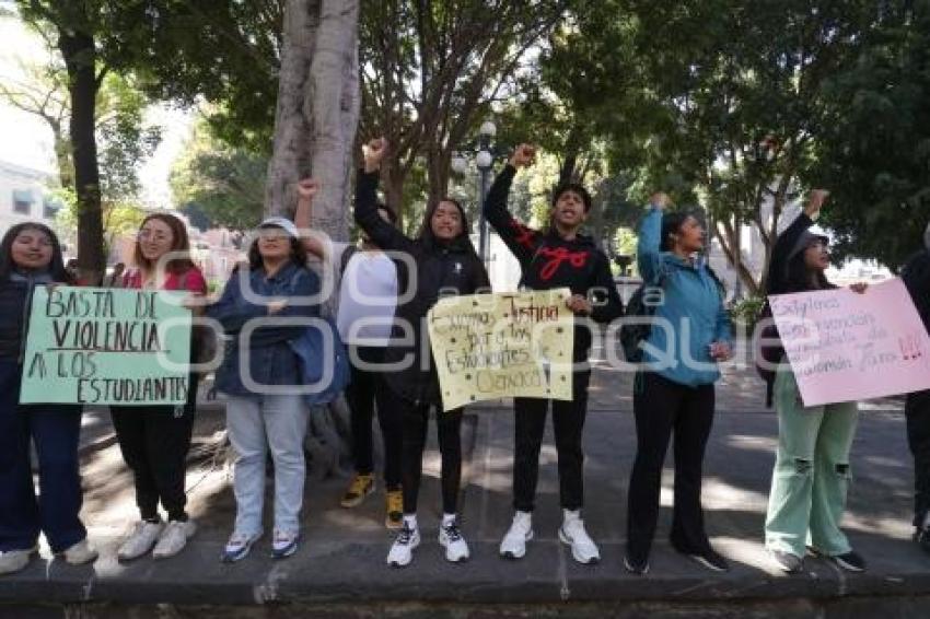 MANIFESTACIÓN . FNEP