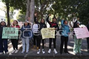 MANIFESTACIÓN . FNEP