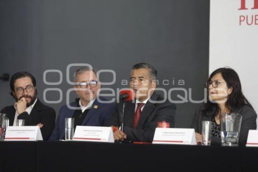 IBERO . SIMPOSIO SOBRE MIGRACIÓN 