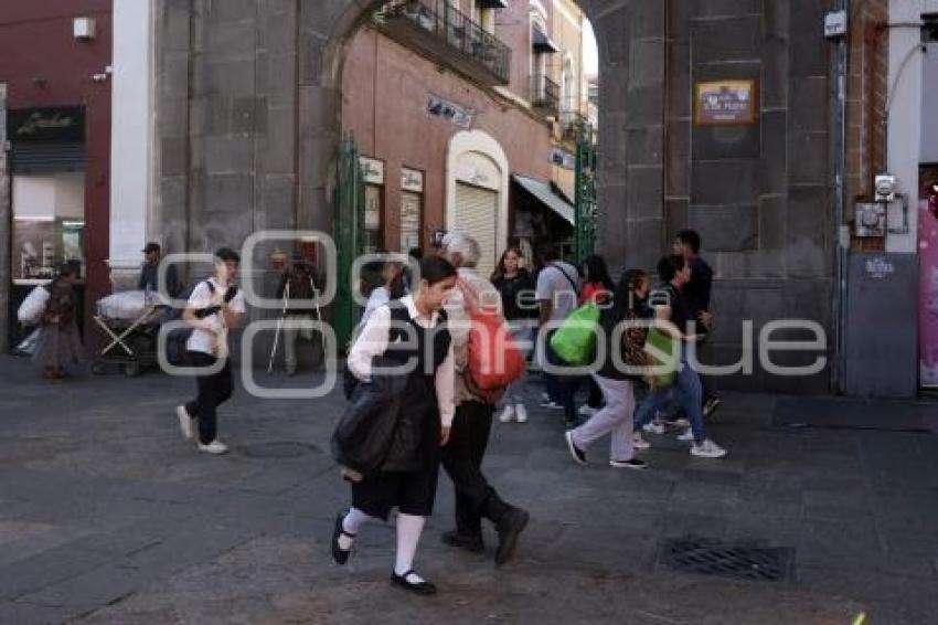 CALLES SIN COMERCIO INFORMAL