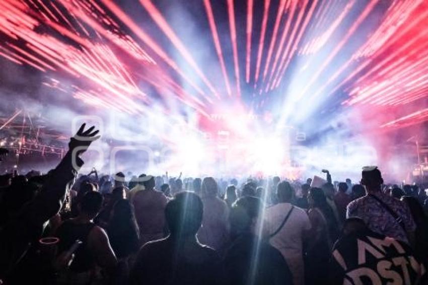 FESTIVAL DREAMFIELDS