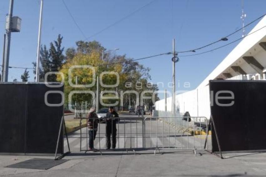 DREAMFIELDS . CIERRES