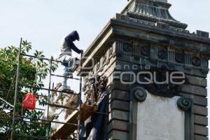 MONUMENTO . FRANCISCO I MADERO