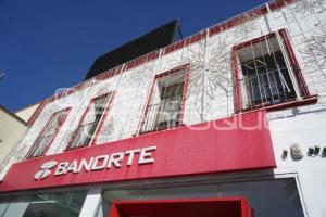 TLAXCALA . BANCOS CERRADOS