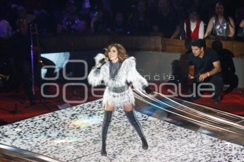 TLAXCALA . PALENQUE . GLORIA TREVI