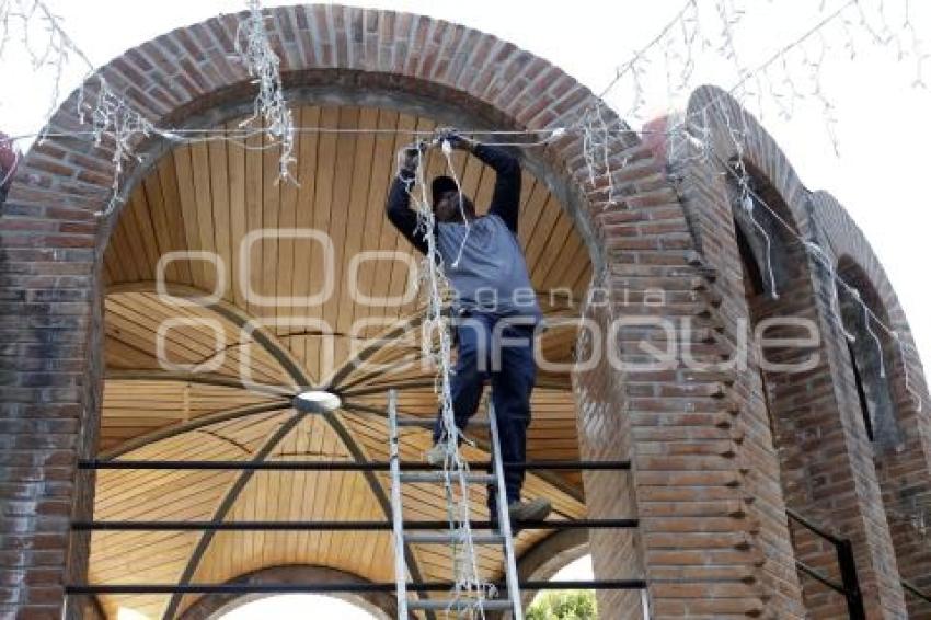 SAN ANDRÉS CHOLULA . ADORNOS NAVIDEÑOS