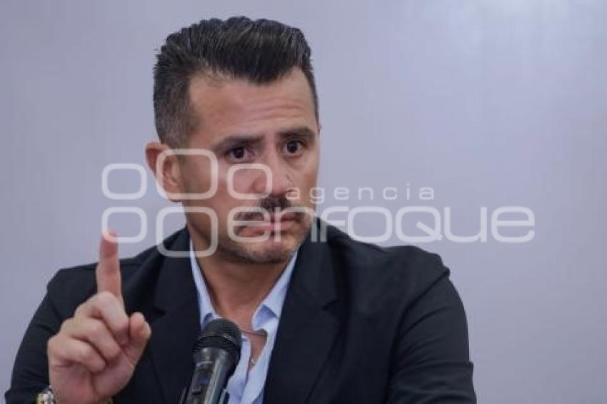 RENÉ MENDOZA ACOSTA