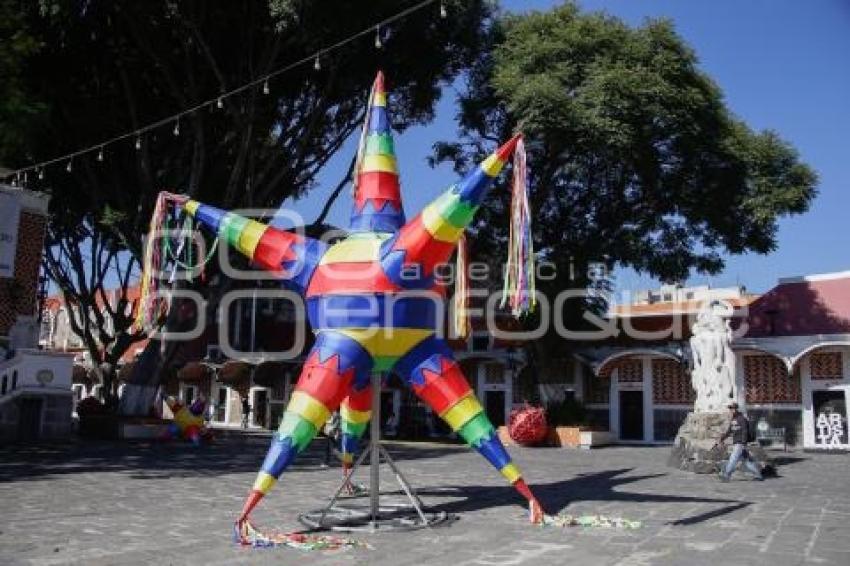 BARRIO DEL ARTISTA . ADORNOS NAVIDEÑOS