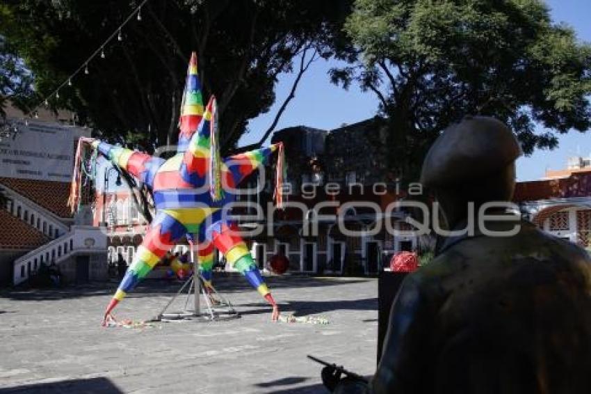 BARRIO DEL ARTISTA . ADORNOS NAVIDEÑOS