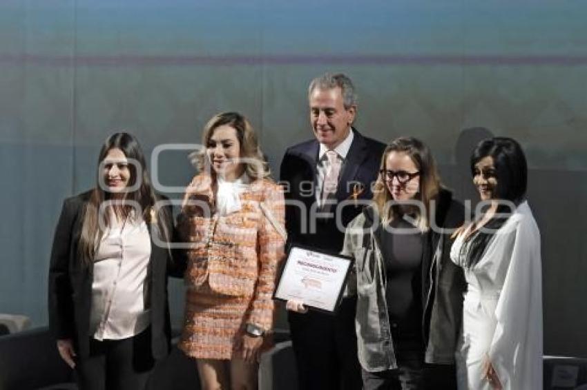 AYUNTAMIENTO . ELIMINACIÓN DE LA VIOLENCIA CONTRA LA MUJER